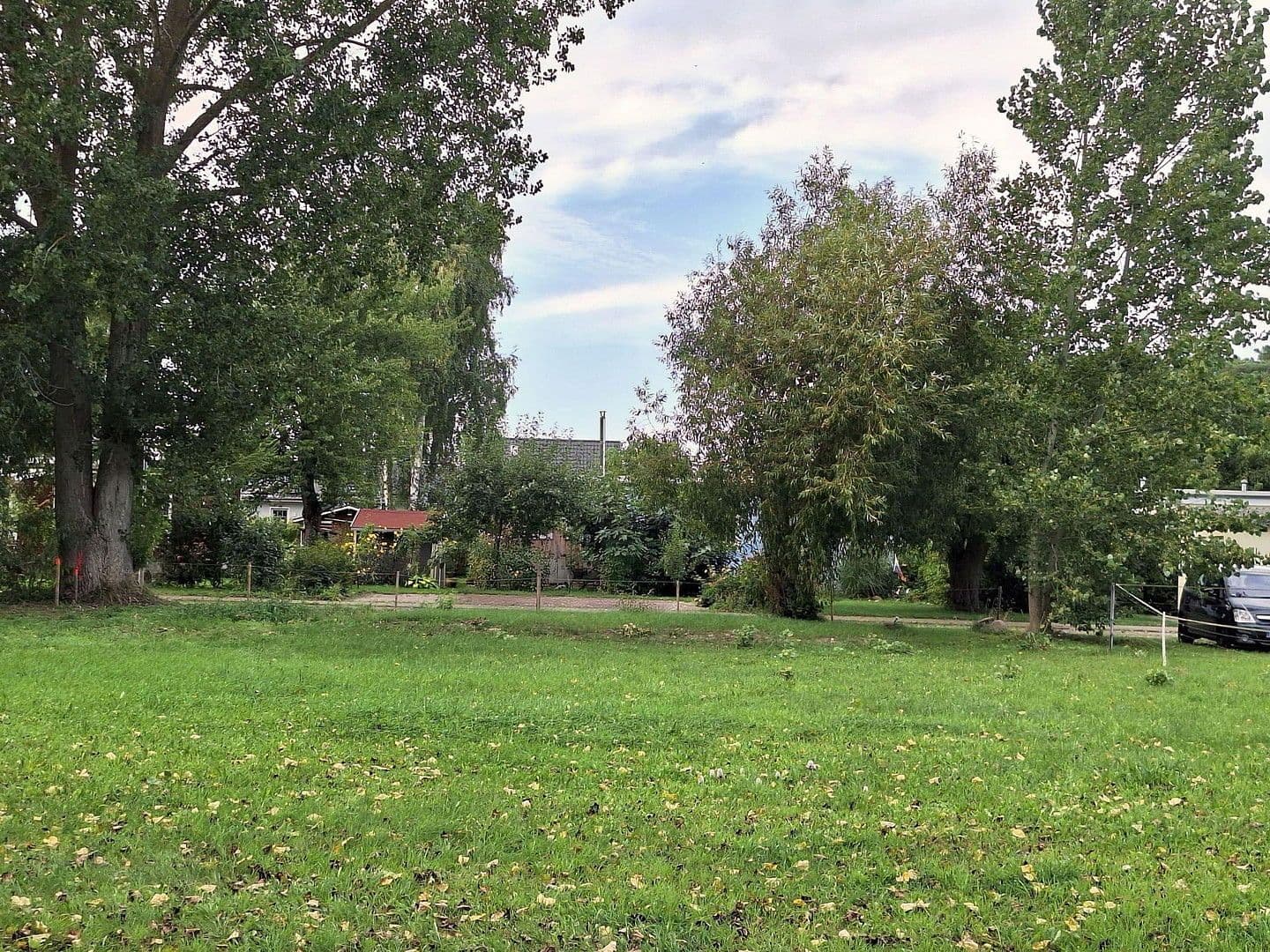 Predaj pozemku 715 m², Dierhagen, Meklenbursko-Predpomoransko Predaj pozemku 715 m², Dierhagen, Meklenbursko-Predpomoransko