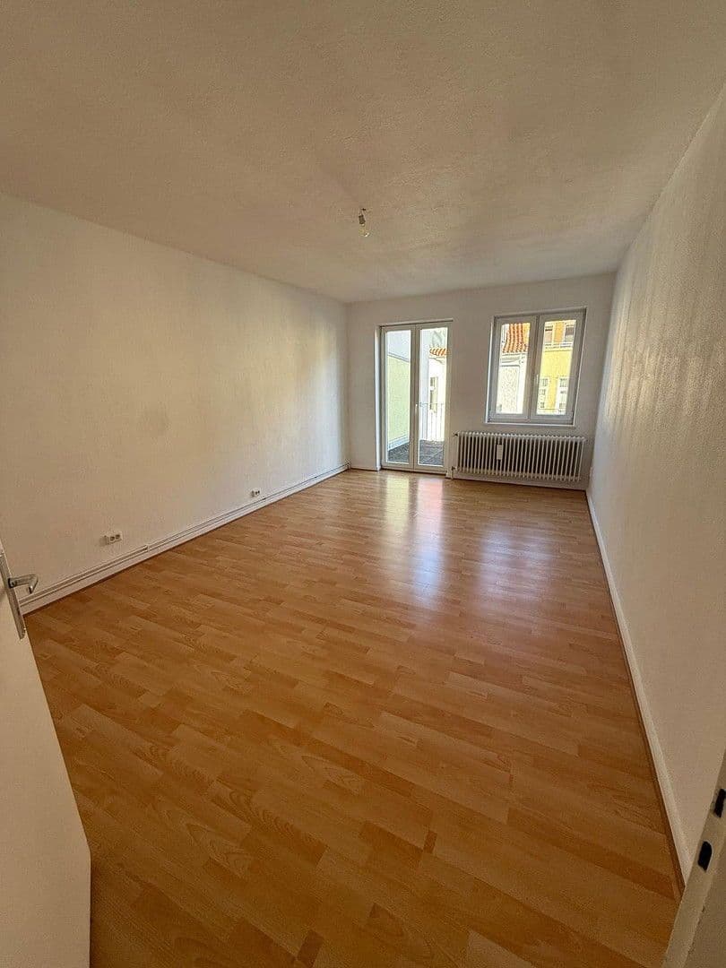 Prenájom bytu 2-izbový 64 m², Zwinglistr.6, Hannover, Dolné Sasko Prenájom bytu 2-izbový 64 m², Zwinglistr.6, Hannover, Dolné Sasko