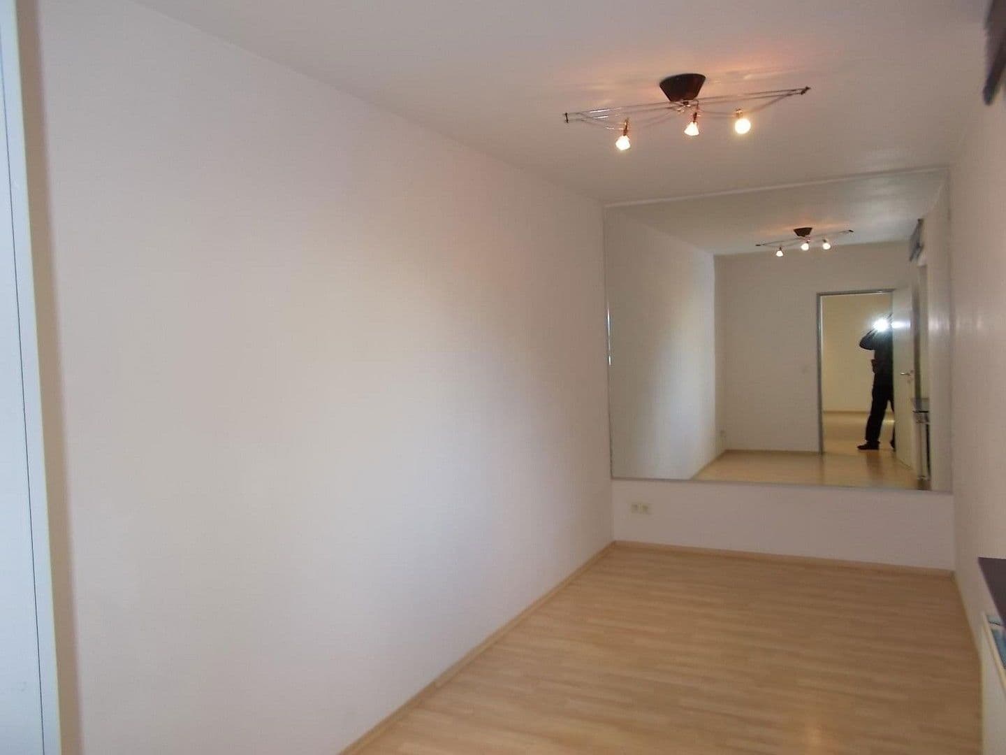 Prenájom bytu 2-izbový 63 m², Essen, Severné Porýnie - Westfálsko Prenájom bytu 2-izbový 63 m², Essen, Severné Porýnie - Westfálsko