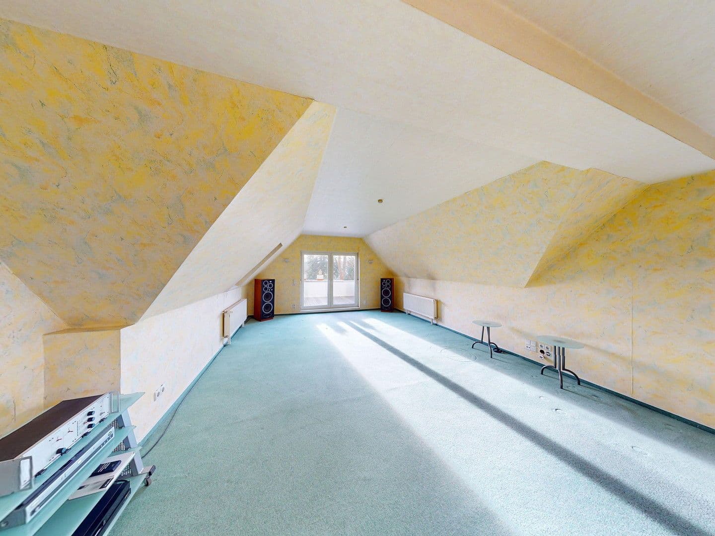 Predaj domu 343 m², pozemek 971 m², Braunschweig, Dolné Sasko Predaj domu 343 m², pozemek 971 m², Braunschweig, Dolné Sasko