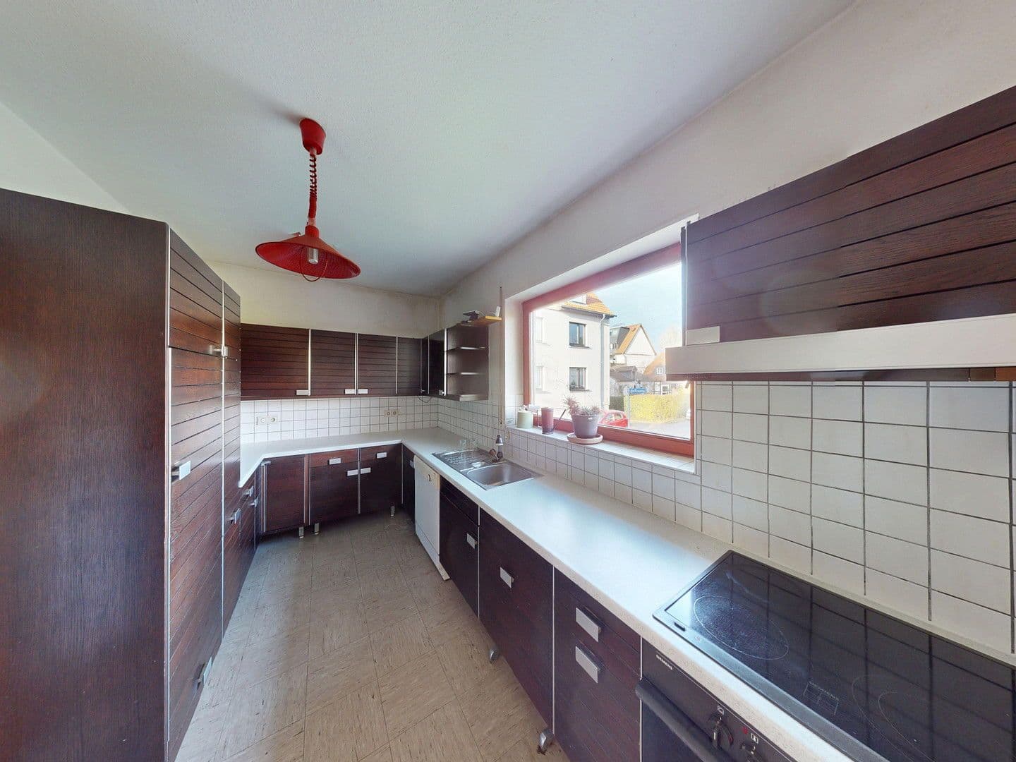 Predaj domu 343 m², pozemek 971 m², Braunschweig, Dolné Sasko Predaj domu 343 m², pozemek 971 m², Braunschweig, Dolné Sasko