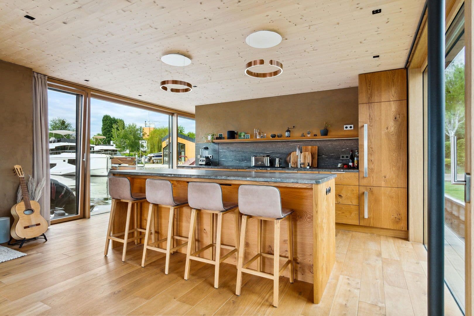 Prenájom bytu 3-izbový 100 m², Potsdam, Brandenbursko Prenájom bytu 3-izbový 100 m², Potsdam, Brandenbursko