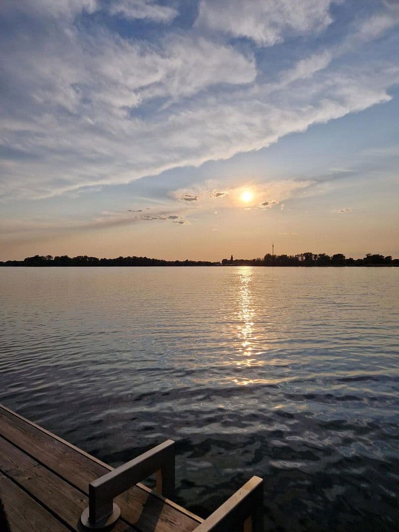 Prenájom bytu 3-izbový 100 m², Potsdam, Brandenbursko Prenájom bytu 3-izbový 100 m², Potsdam, Brandenbursko