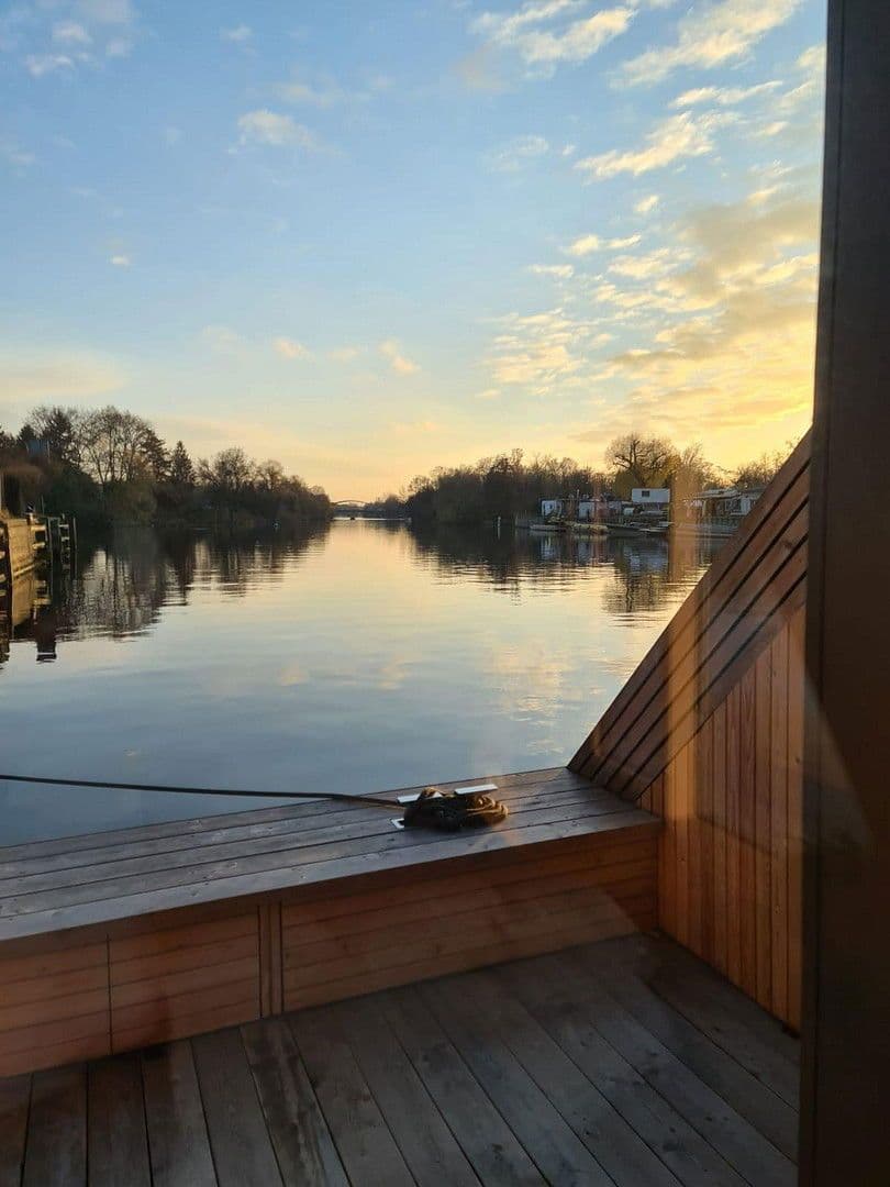 Prenájom bytu 3-izbový 100 m², Potsdam, Brandenbursko Prenájom bytu 3-izbový 100 m², Potsdam, Brandenbursko