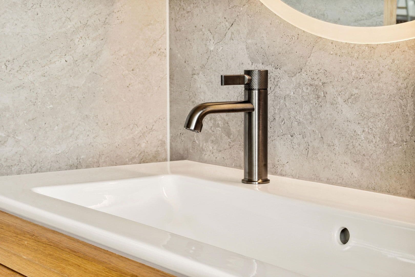 Prenájom bytu 3-izbový 100 m², Potsdam, Brandenbursko Prenájom bytu 3-izbový 100 m², Potsdam, Brandenbursko