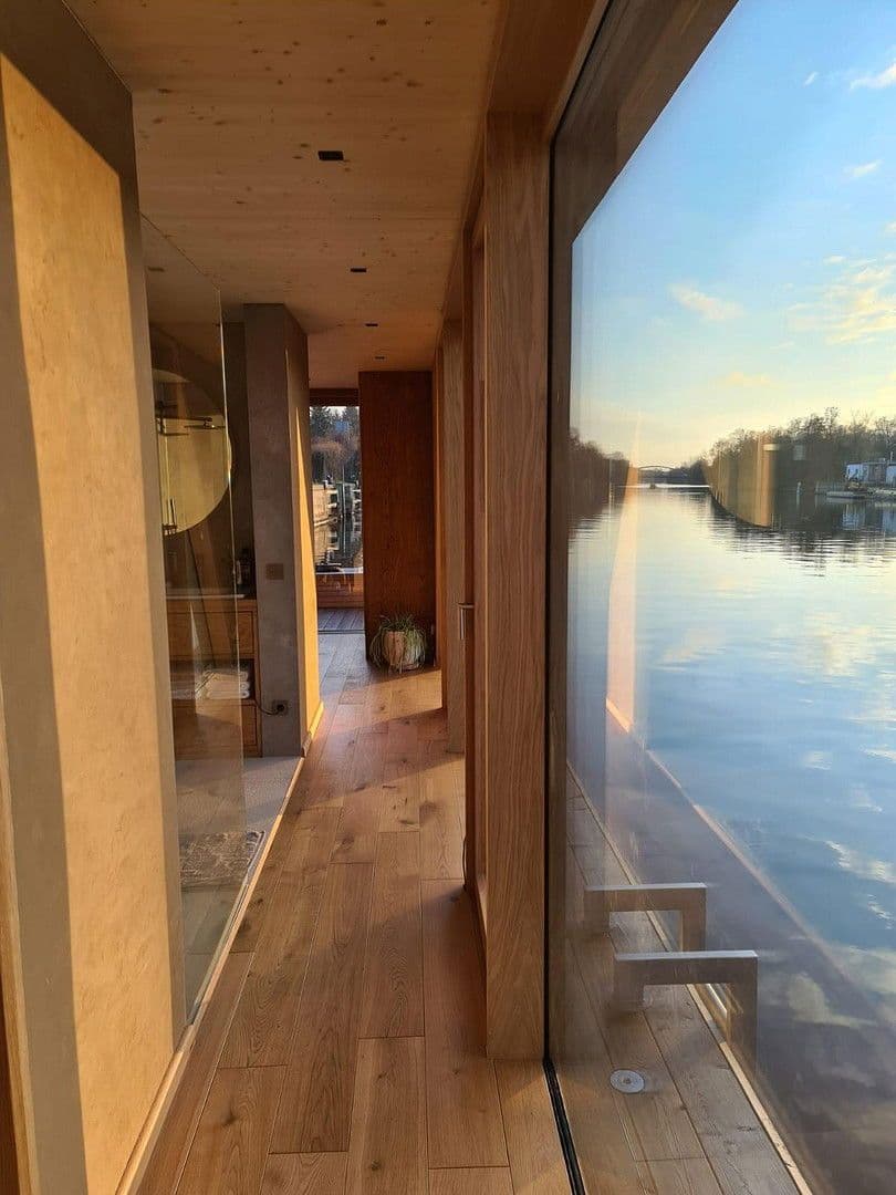 Prenájom bytu 3-izbový 100 m², Potsdam, Brandenbursko Prenájom bytu 3-izbový 100 m², Potsdam, Brandenbursko