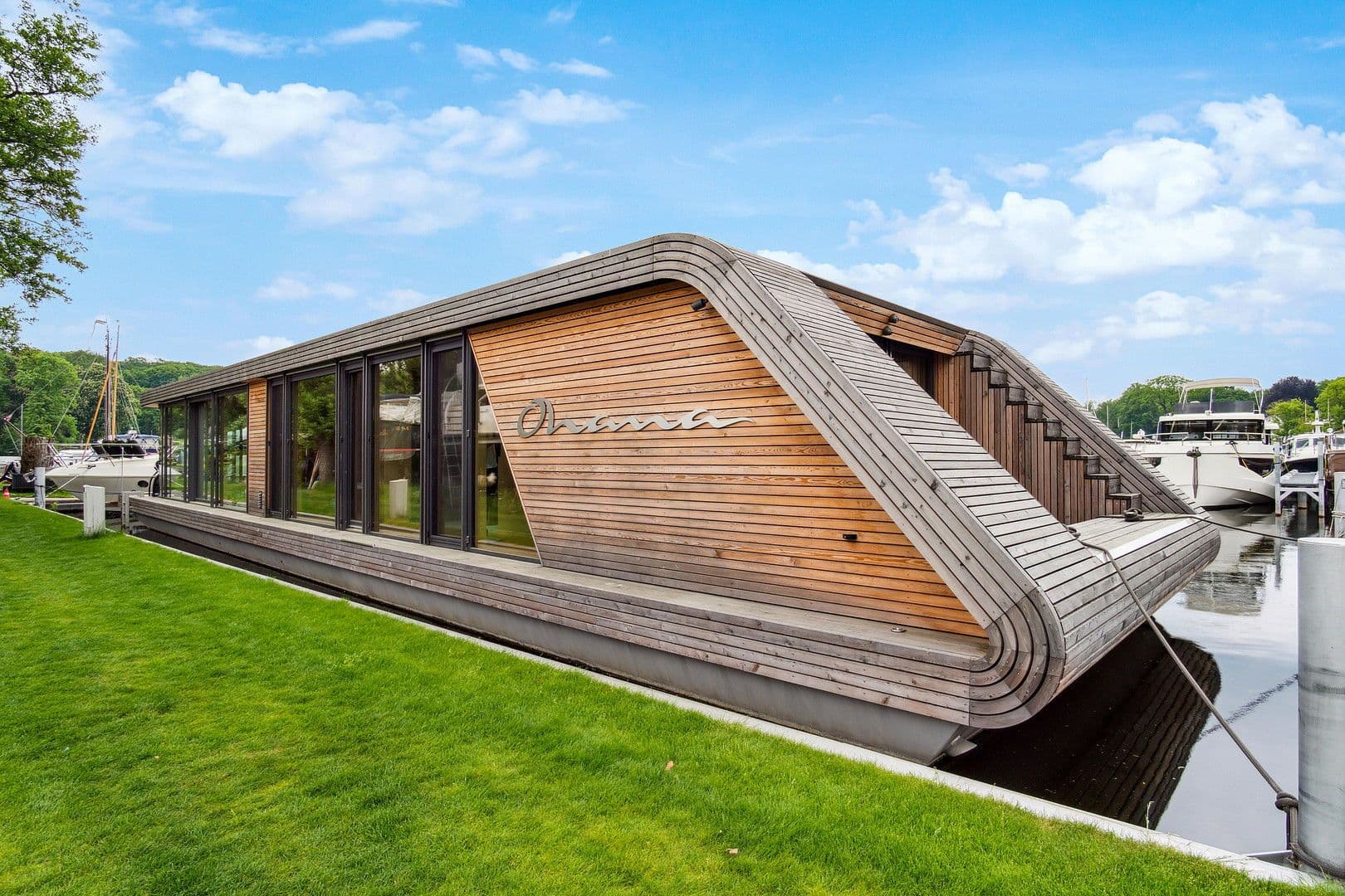 Prenájom bytu 3-izbový 100 m², Potsdam, Brandenbursko Prenájom bytu 3-izbový 100 m², Potsdam, Brandenbursko