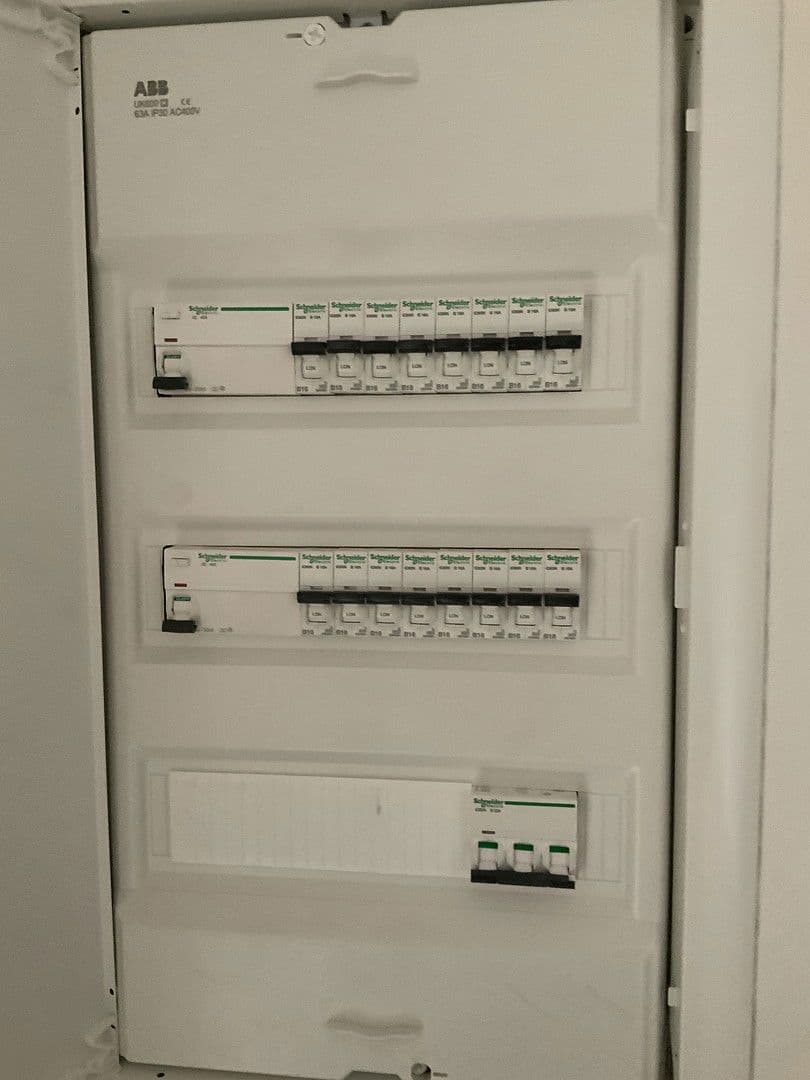 Prenájom bytu 3-izbový 84 m², Ahornweg 4-18, Hamm (Sieg), Porýnie-Falcko Prenájom bytu 3-izbový 84 m², Ahornweg 4-18, Hamm (Sieg), Porýnie-Falcko