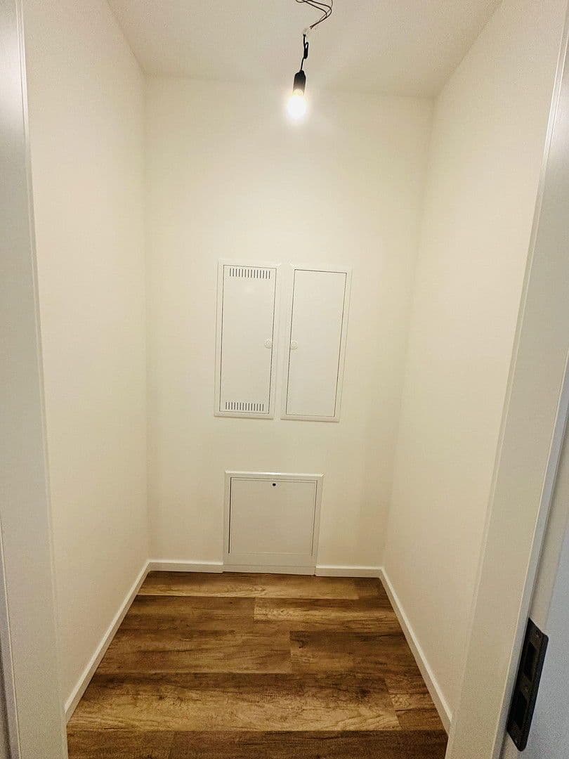 Prenájom bytu 2-izbový 52 m², Parkstr 15, Berlin, Berlín Prenájom bytu 2-izbový 52 m², Parkstr 15, Berlin, Berlín