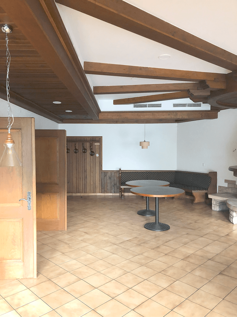 Prenájom nebytového priestoru 981 m², Steinheimer Str. 219, Horn-Bad Meinberg, Severné Porýnie - Westfálsko Prenájom nebytového priestoru 981 m², Steinheimer Str. 219, Horn-Bad Meinberg, Severné Porýnie - Westfálsko