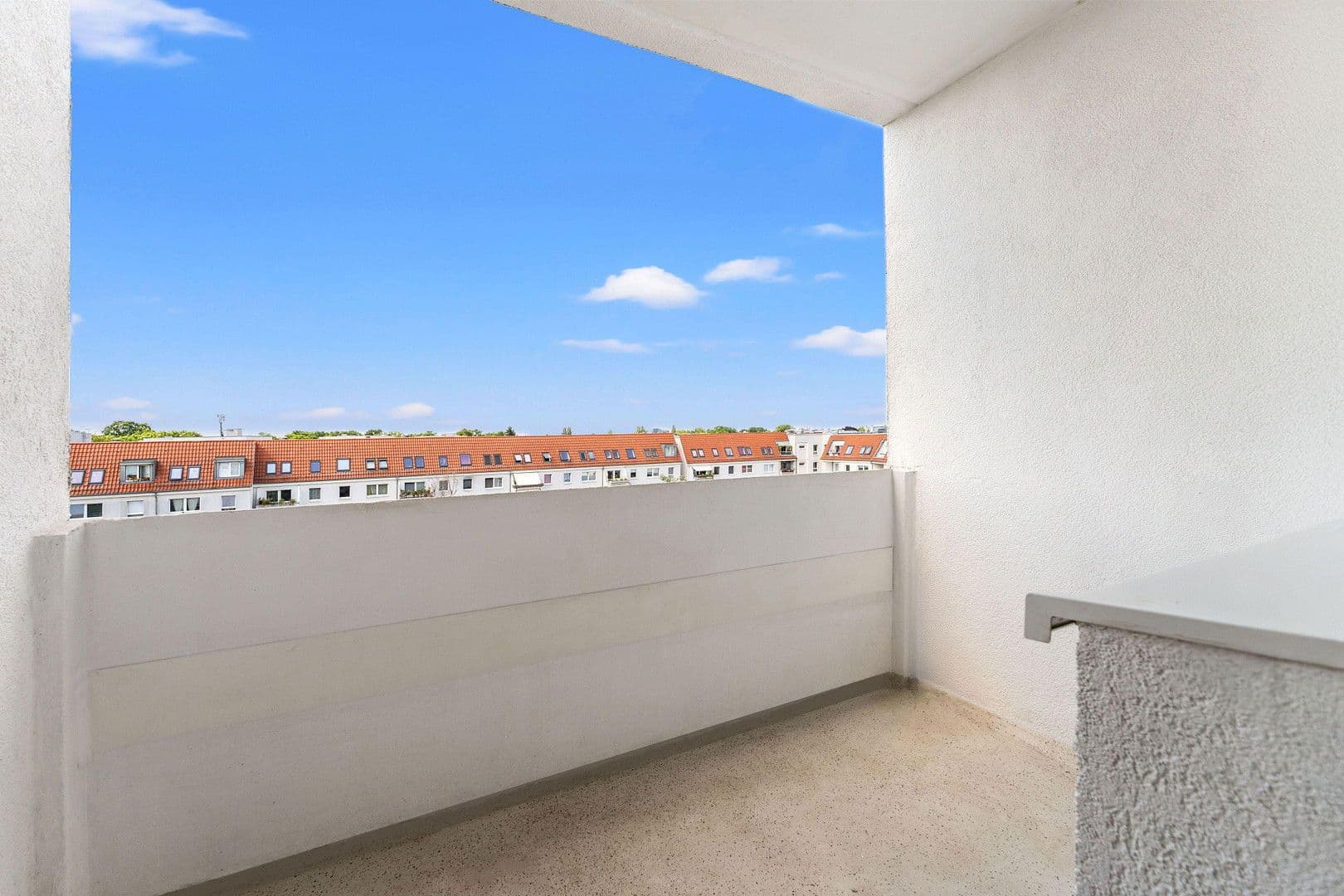 Prenájom bytu 19 m², Grünauer Str. 52, Berlin, Berlín Prenájom bytu 19 m², Grünauer Str. 52, Berlin, Berlín