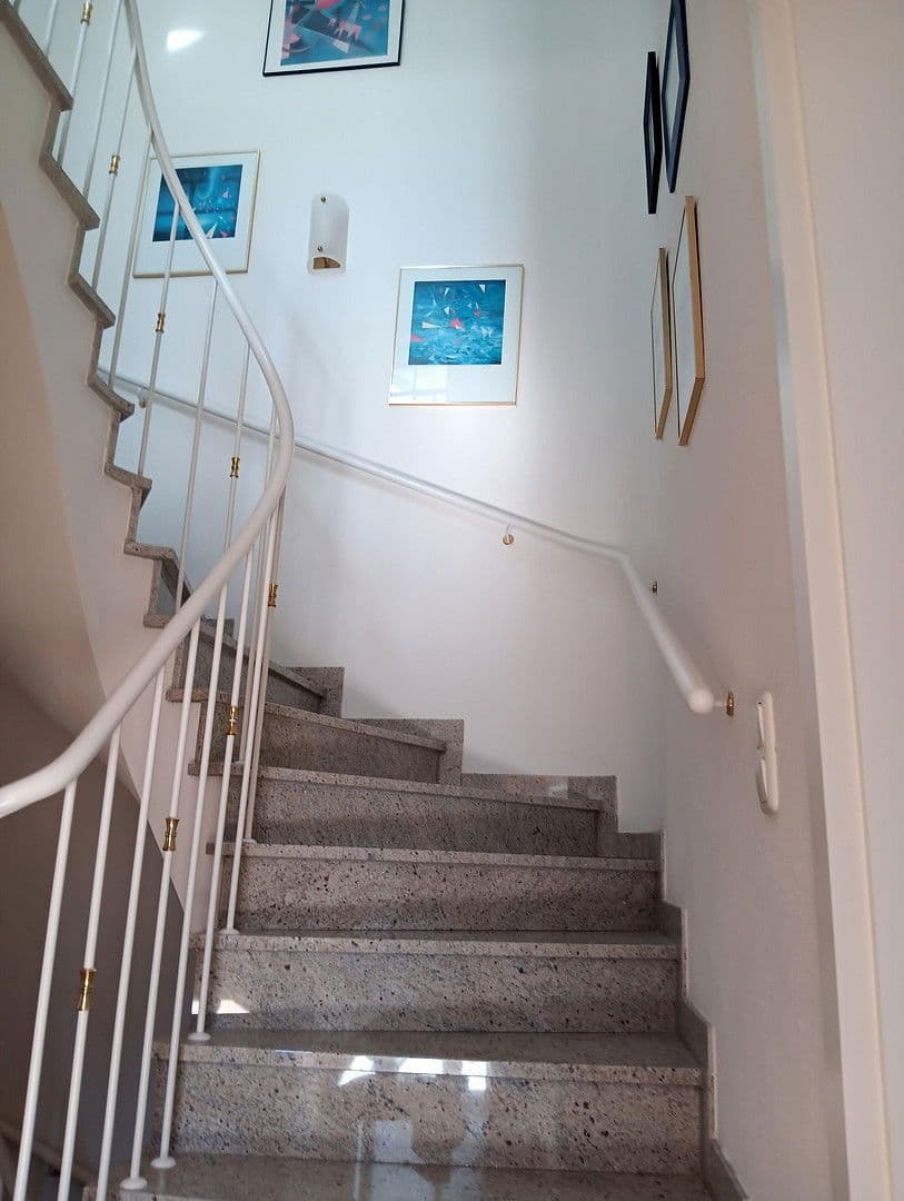 Predaj domu 192 m², pozemek 400 m², Pullach, Bavorsko Predaj domu 192 m², pozemek 400 m², Pullach, Bavorsko