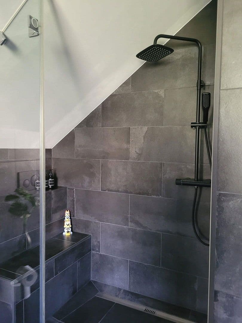 Predaj domu 241 m², pozemek 605 m², Seeheim-Jugenheim, Hesensko Predaj domu 241 m², pozemek 605 m², Seeheim-Jugenheim, Hesensko