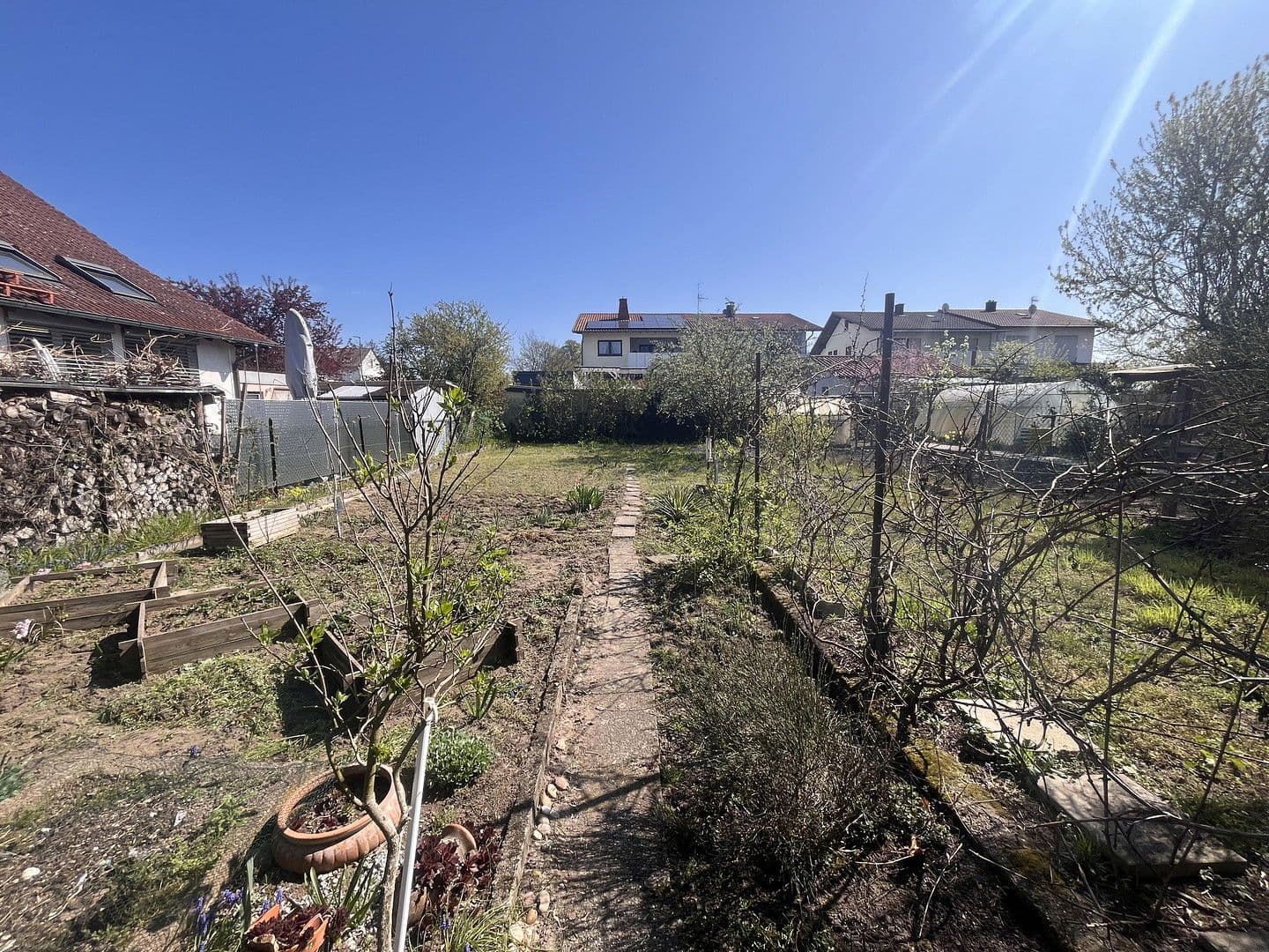 Predaj domu 120 m², pozemek 600 m², Hambrücken, Bádensko-Wurttembersko Predaj domu 120 m², pozemek 600 m², Hambrücken, Bádensko-Wurttembersko