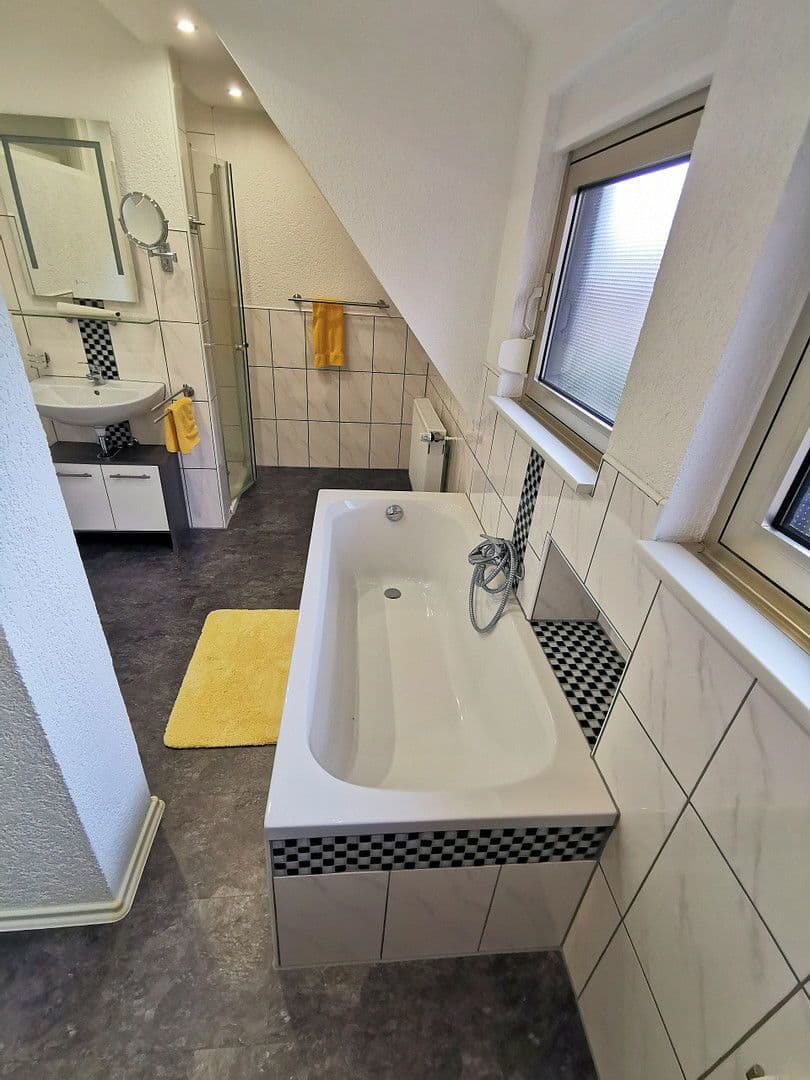 Predaj domu 127 m², pozemek 189 m², Bexbach, Sársko Predaj domu 127 m², pozemek 189 m², Bexbach, Sársko