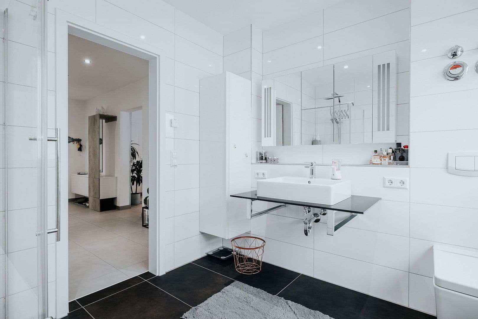 Prenájom bytu 3-izbový 107 m², Lahr/Schwarzwald, Bádensko-Wurttembersko Prenájom bytu 3-izbový 107 m², Lahr/Schwarzwald, Bádensko-Wurttembersko