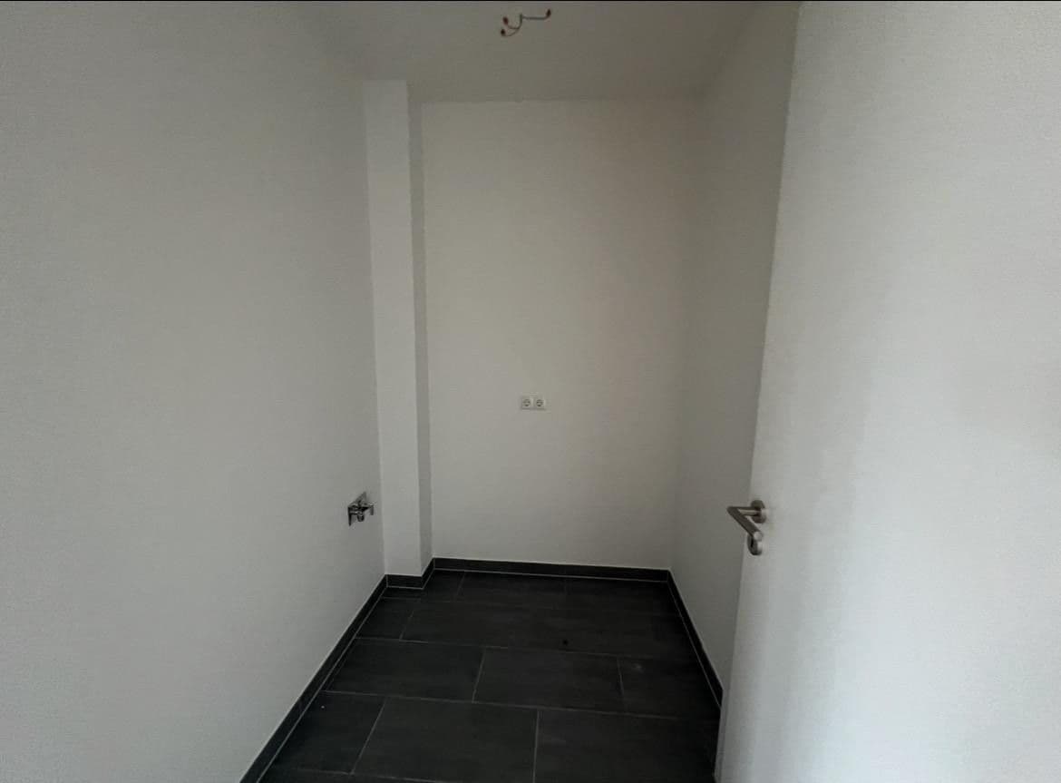 Predaj bytu 2-izbový 74 m², Bremen, Brémy Predaj bytu 2-izbový 74 m², Bremen, Brémy