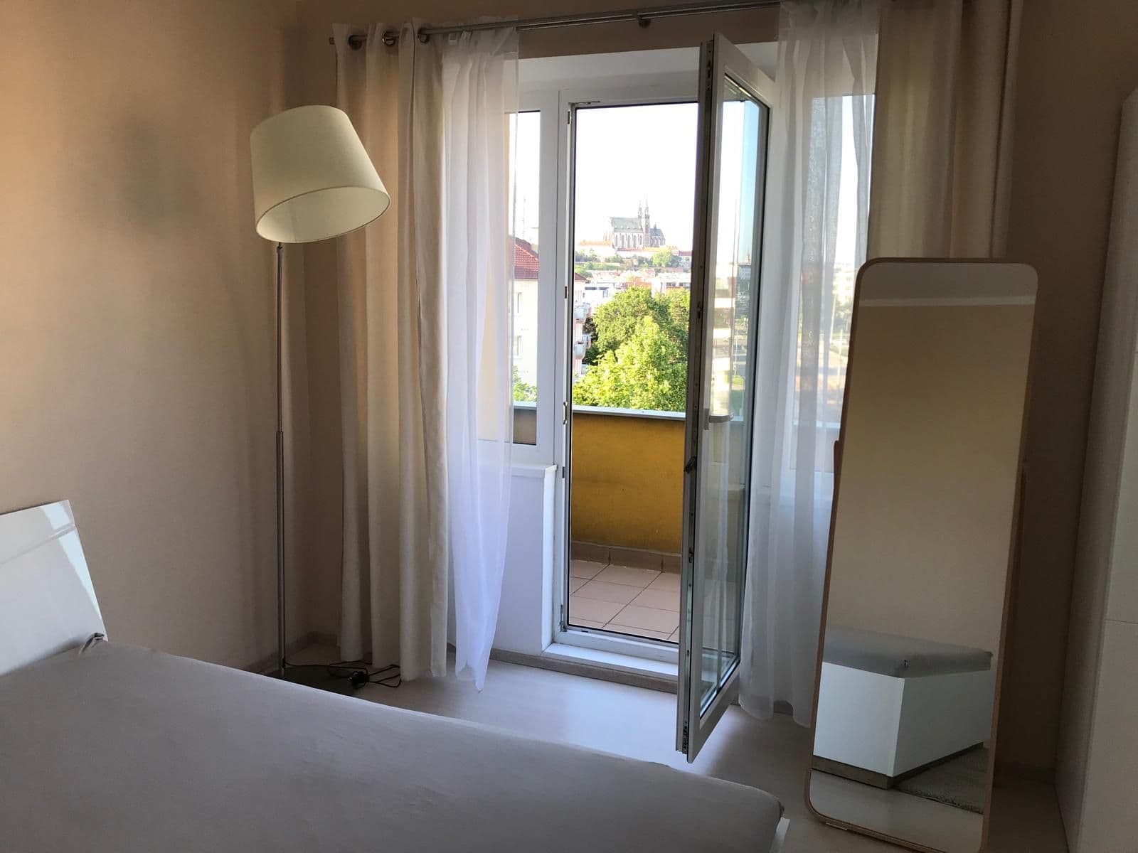 Prenájom bytu 2-izbový 46 m², Renneská třída, Brno, Jihomoravský kraj Prenájom bytu 2-izbový 46 m², Renneská třída, Brno, Jihomoravský kraj