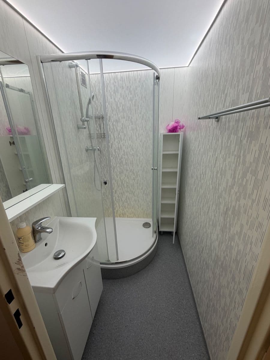 Prenájom bytu 1-izbový 31 m², Žežická, Ústí nad Labem, Ústecký kraj Prenájom bytu 1-izbový 31 m², Žežická, Ústí nad Labem, Ústecký kraj