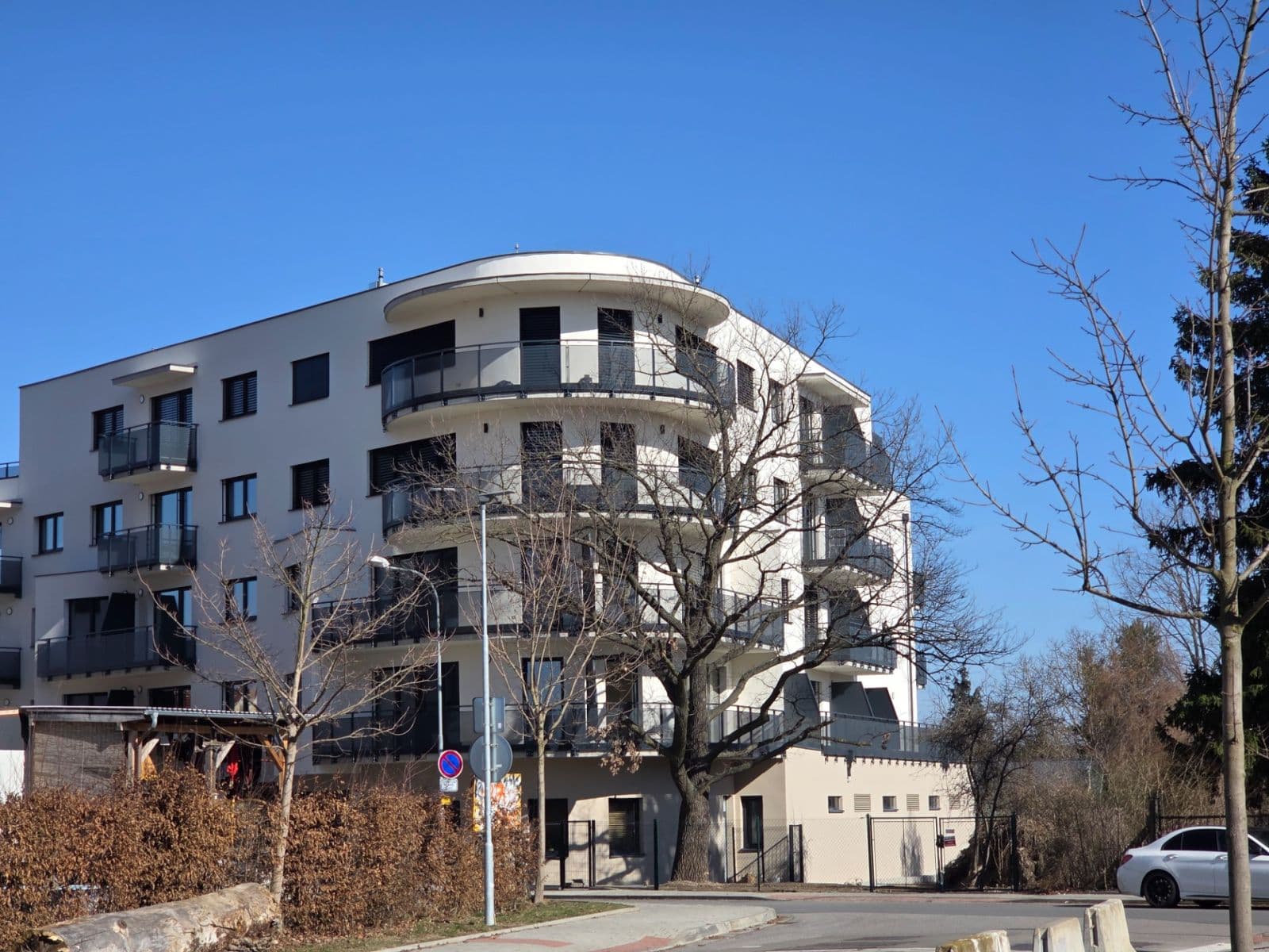 Prenájom bytu 1-izbový 52 m², Na Zlaté stoce, České Budějovice, Jihočeský kraj Prenájom bytu 1-izbový 52 m², Na Zlaté stoce, České Budějovice, Jihočeský kraj