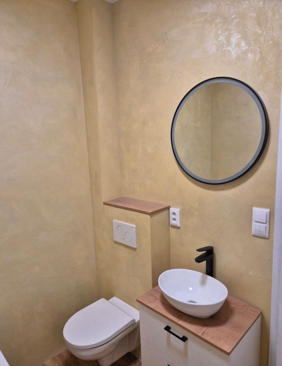 Predaj bytu 3-izbový 88 m², Antonína Dvořáka, Jablonec nad Nisou, Liberecký kraj Predaj bytu 3-izbový 88 m², Antonína Dvořáka, Jablonec nad Nisou, Liberecký kraj