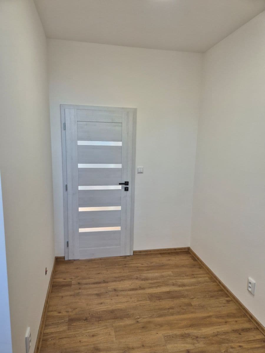 Predaj bytu 3-izbový 88 m², Antonína Dvořáka, Jablonec nad Nisou, Liberecký kraj Predaj bytu 3-izbový 88 m², Antonína Dvořáka, Jablonec nad Nisou, Liberecký kraj