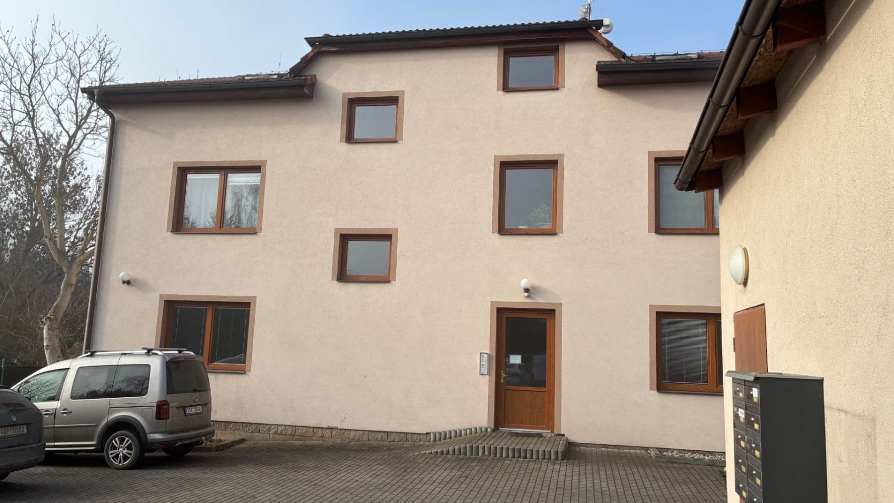 Prenájom bytu 2-izbový 54 m², Litovická, Hostivice, Středočeský kraj Prenájom bytu 2-izbový 54 m², Litovická, Hostivice, Středočeský kraj