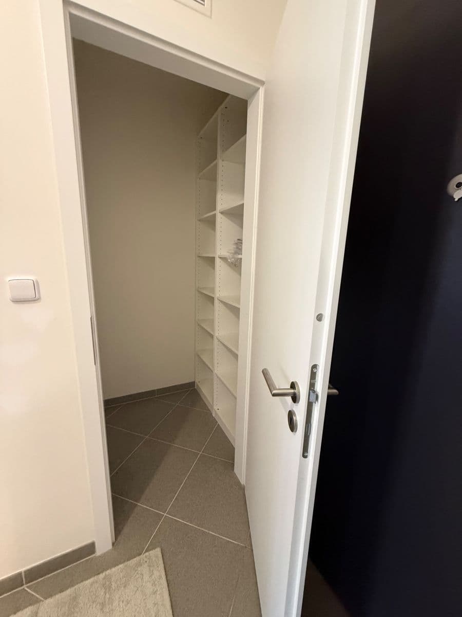 Prenájom bytu 2-izbový 51 m², Thomasova, Praha, Praha Prenájom bytu 2-izbový 51 m², Thomasova, Praha, Praha