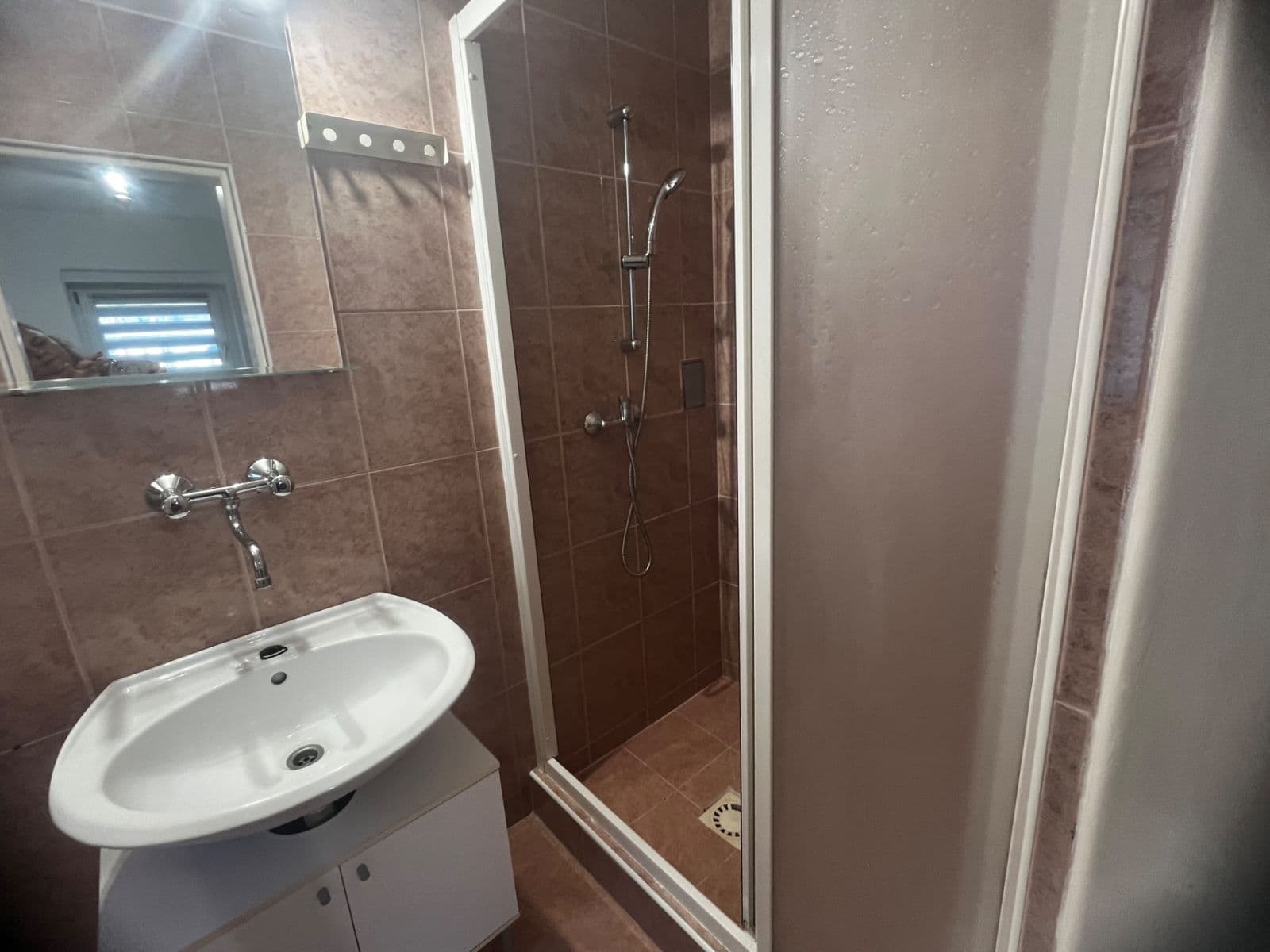 Prenájom bytu 1-izbový 30 m², Bakurinova, Praha, Praha Prenájom bytu 1-izbový 30 m², Bakurinova, Praha, Praha