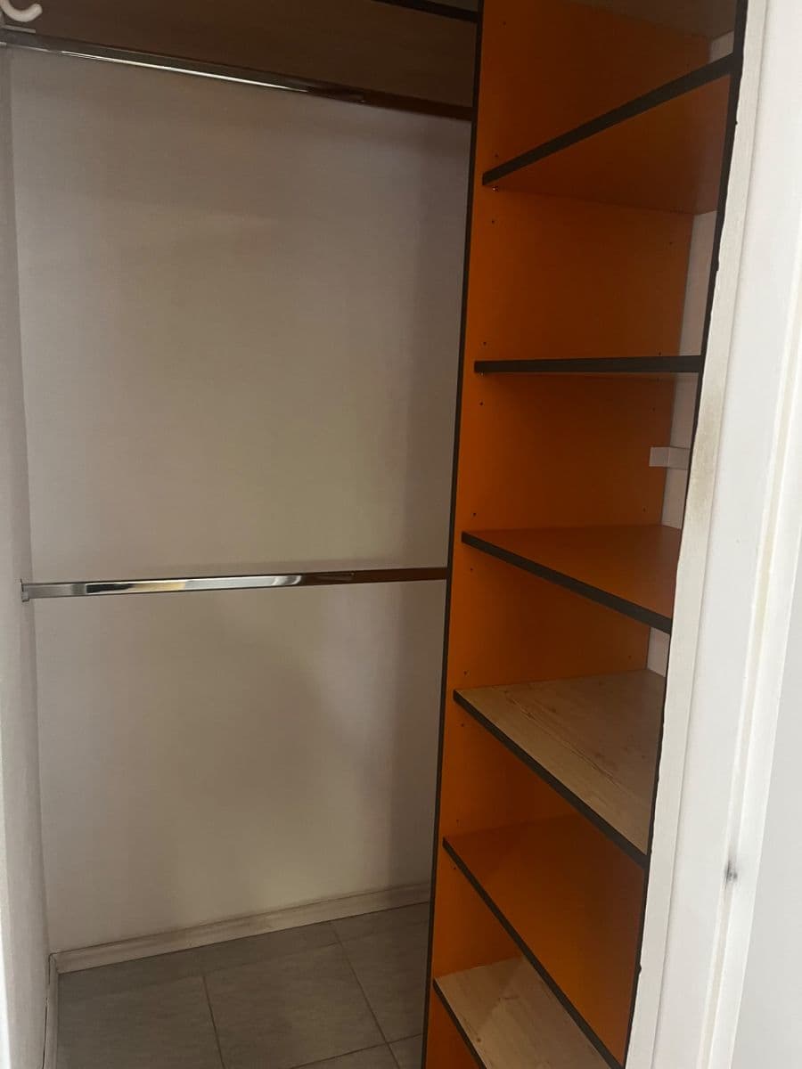 Prenájom bytu 1-izbový 30 m², Bakurinova, Praha, Praha Prenájom bytu 1-izbový 30 m², Bakurinova, Praha, Praha