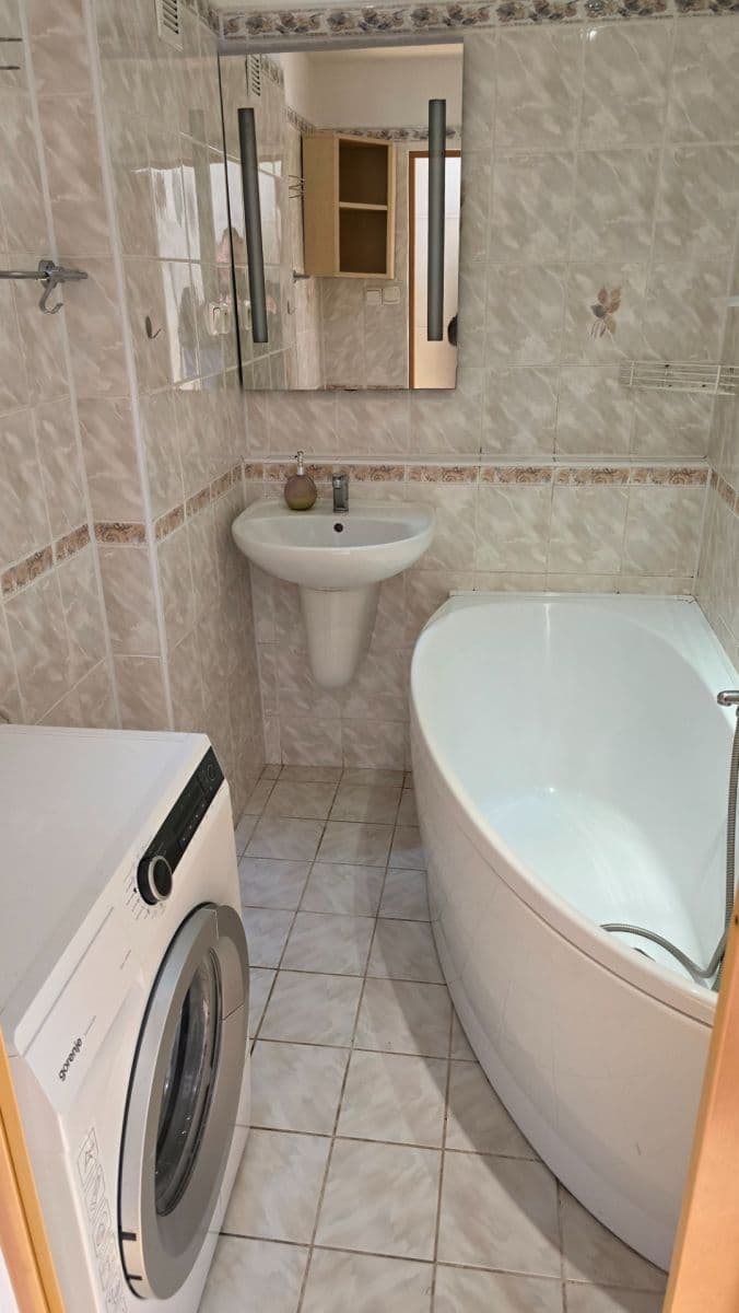 Prenájom bytu 2-izbový 43 m², Cílkova, Praha, Praha Prenájom bytu 2-izbový 43 m², Cílkova, Praha, Praha