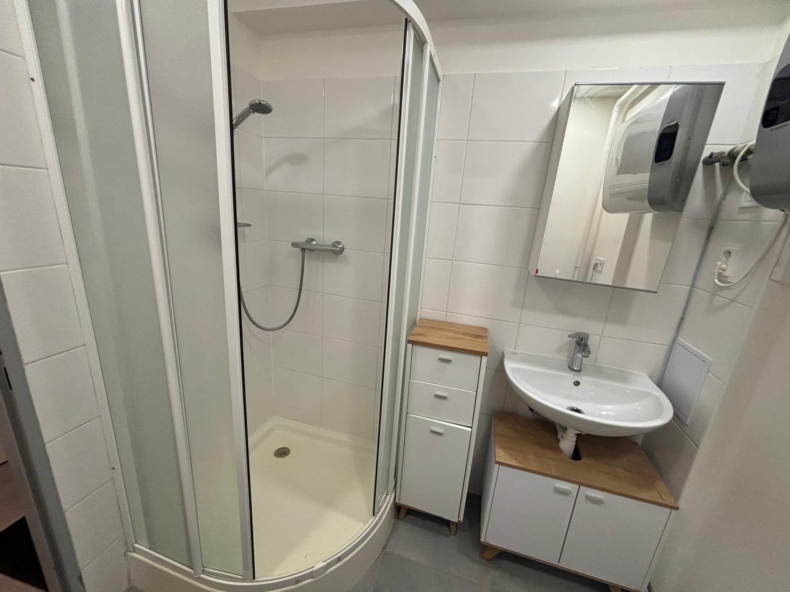 Prenájom bytu 2-izbový 52 m², Dvořákova, Rudná, Středočeský kraj Prenájom bytu 2-izbový 52 m², Dvořákova, Rudná, Středočeský kraj