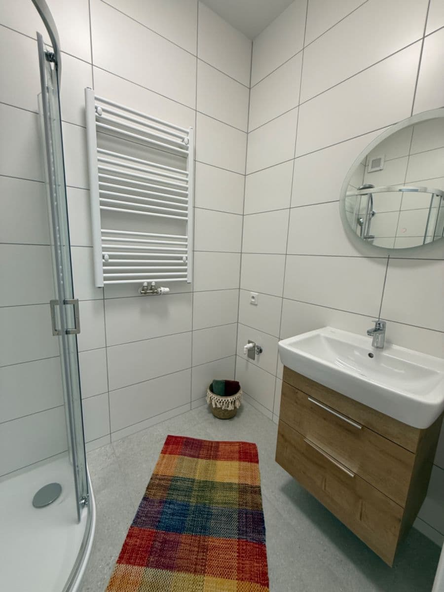 Prenájom bytu 2-izbový 45 m², Myslbekova, Ostrava, Moravskoslezský kraj Prenájom bytu 2-izbový 45 m², Myslbekova, Ostrava, Moravskoslezský kraj