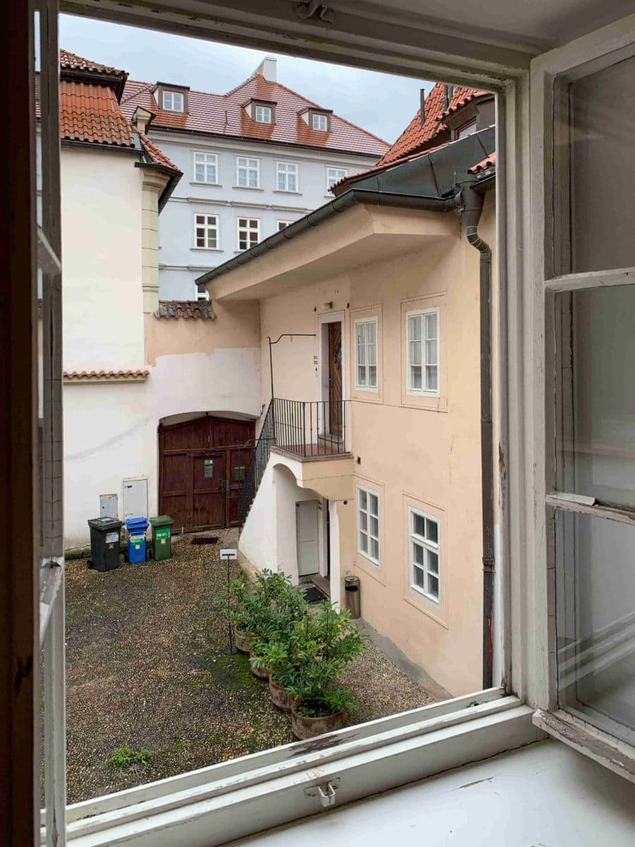 Prenájom bytu 1-izbový 46 m², Valdštejnské náměstí, Praha, Praha Prenájom bytu 1-izbový 46 m², Valdštejnské náměstí, Praha, Praha