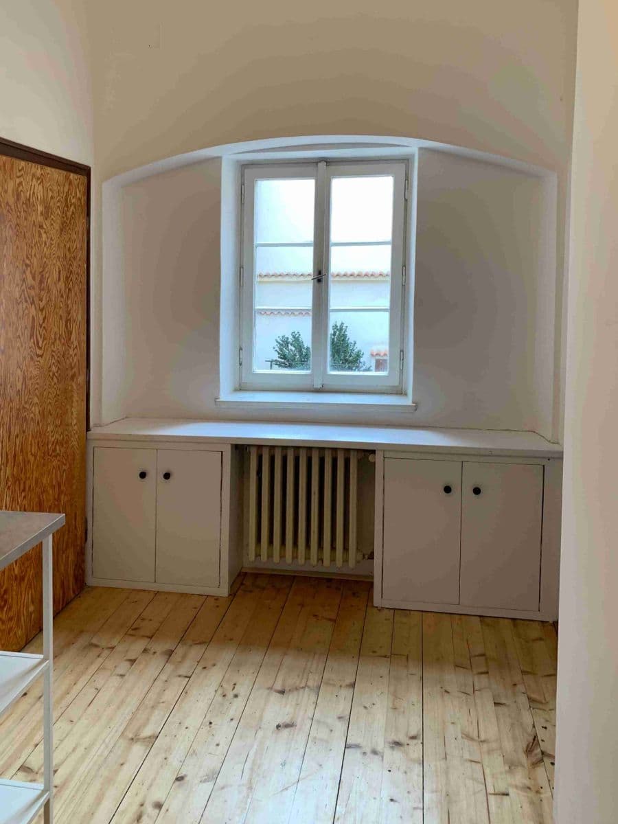 Prenájom bytu 1-izbový 46 m², Valdštejnské náměstí, Praha, Praha Prenájom bytu 1-izbový 46 m², Valdštejnské náměstí, Praha, Praha