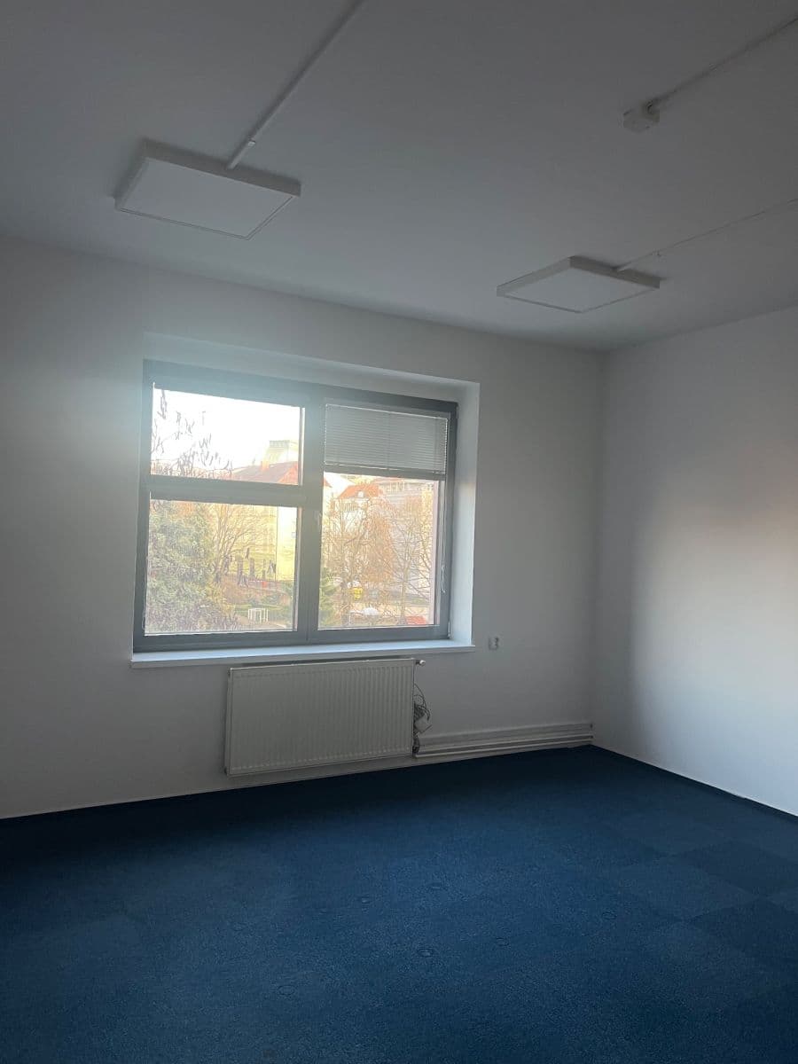 Prenájom kancelárie 70 m², Puškinova, Plzeň, Plzeňský kraj Prenájom kancelárie 70 m², Puškinova, Plzeň, Plzeňský kraj