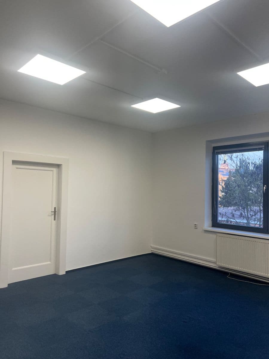 Prenájom kancelárie 70 m², Puškinova, Plzeň, Plzeňský kraj Prenájom kancelárie 70 m², Puškinova, Plzeň, Plzeňský kraj