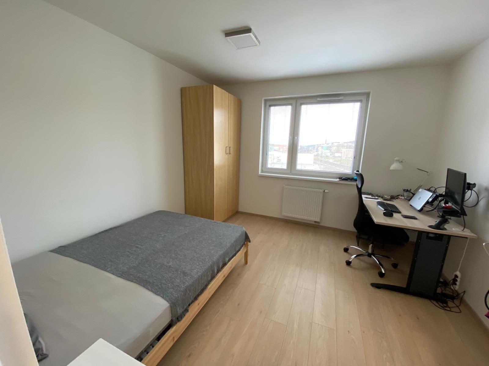 Prenájom bytu 3-izbový 74 m², Strnadových, Praha, Praha Prenájom bytu 3-izbový 74 m², Strnadových, Praha, Praha