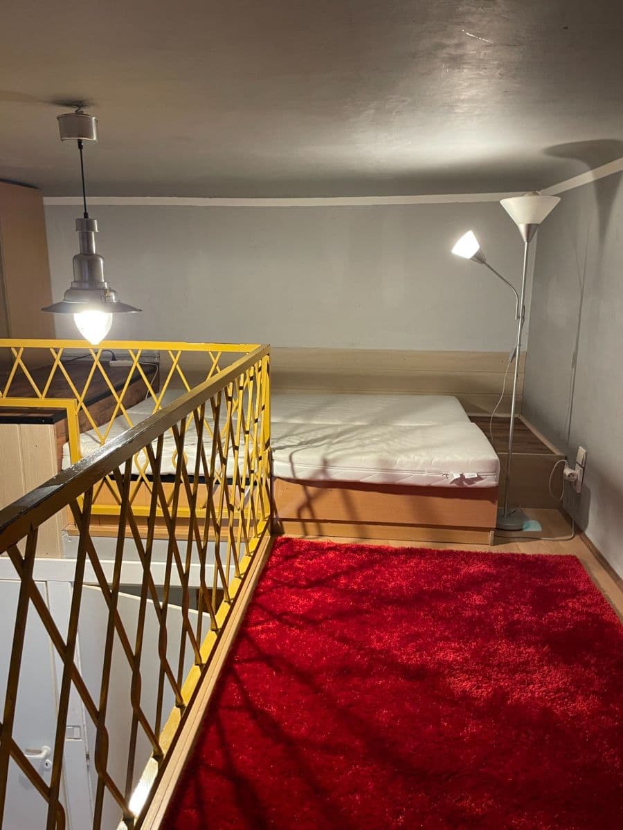 Prenájom bytu 1-izbový 24 m², Petřínská, Praha, Praha Prenájom bytu 1-izbový 24 m², Petřínská, Praha, Praha