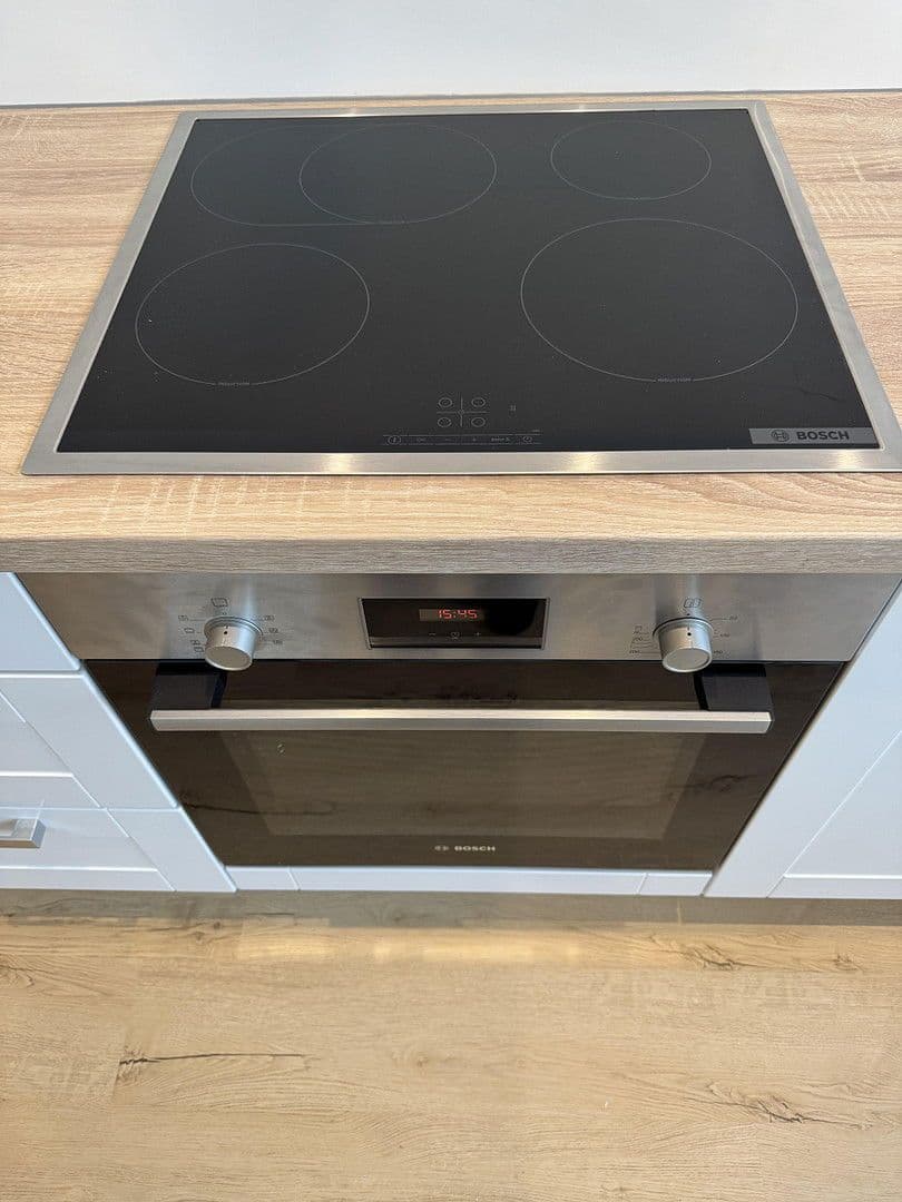 Prenájom bytu 2-izbový 60 m², Kissing, Bavorsko Prenájom bytu 2-izbový 60 m², Kissing, Bavorsko