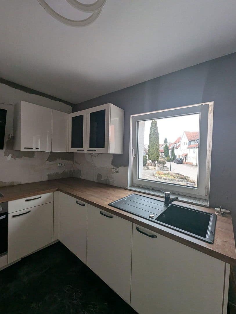 Predaj domu 72 m², pozemek 109 m², Ermstalstraße 32, Münsingen, Bádensko-Wurttembersko Predaj domu 72 m², pozemek 109 m², Ermstalstraße 32, Münsingen, Bádensko-Wurttembersko
