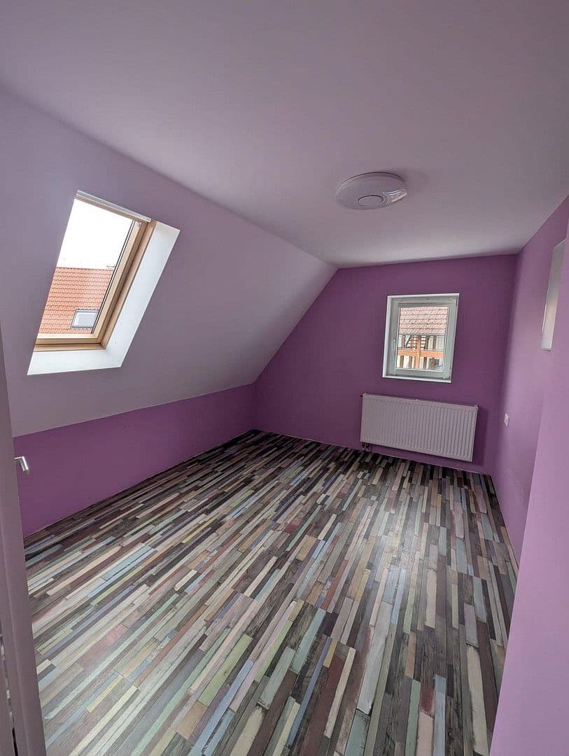 Predaj domu 72 m², pozemek 109 m², Ermstalstraße 32, Münsingen, Bádensko-Wurttembersko Predaj domu 72 m², pozemek 109 m², Ermstalstraße 32, Münsingen, Bádensko-Wurttembersko