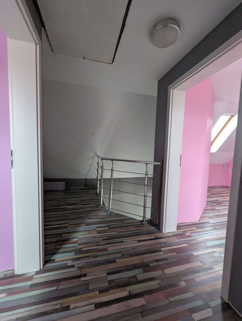 Predaj domu 72 m², pozemek 109 m², Ermstalstraße 32, Münsingen, Bádensko-Wurttembersko Predaj domu 72 m², pozemek 109 m², Ermstalstraße 32, Münsingen, Bádensko-Wurttembersko