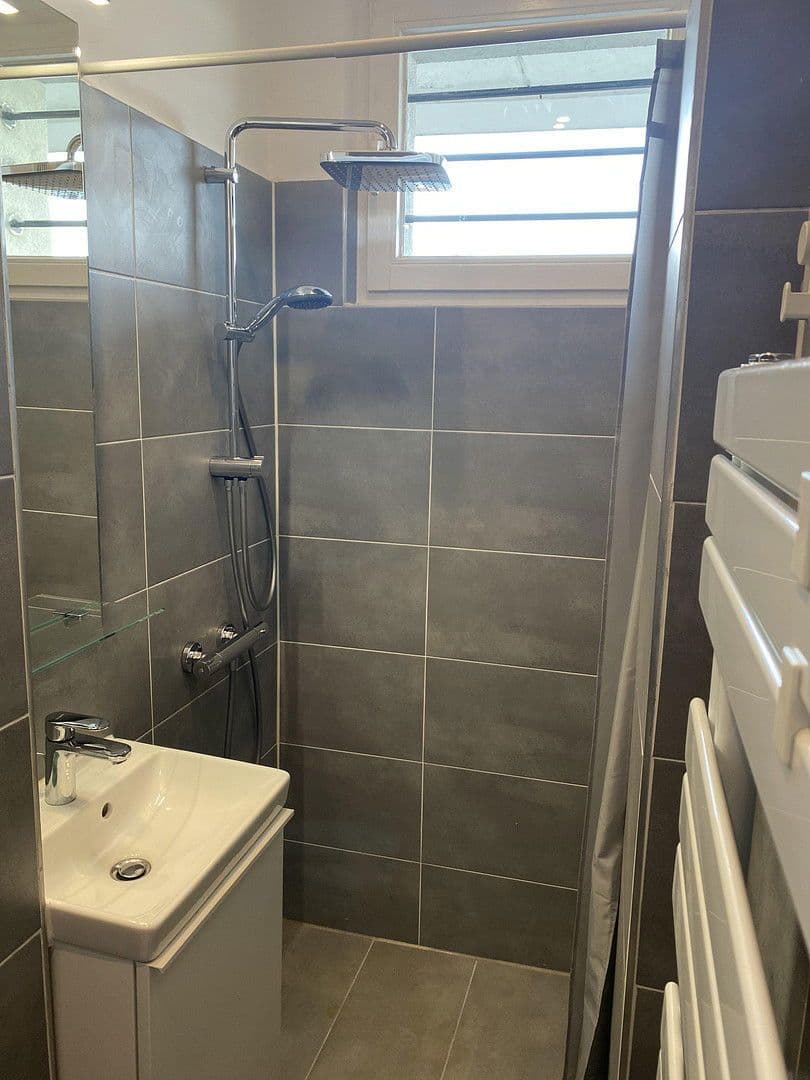 Prenájom bytu 1-izbový 42 m², Hubertusallee 6, Berlin, Berlín Prenájom bytu 1-izbový 42 m², Hubertusallee 6, Berlin, Berlín