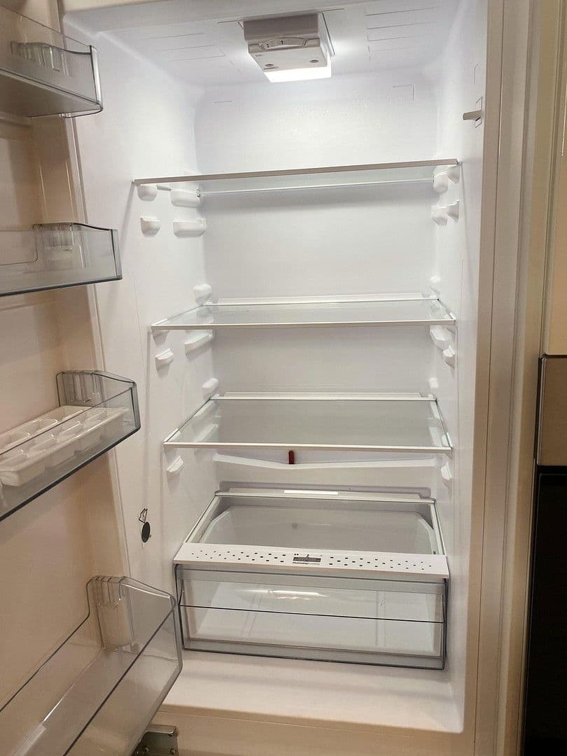 Prenájom bytu 1-izbový 42 m², Hubertusallee 6, Berlin, Berlín Prenájom bytu 1-izbový 42 m², Hubertusallee 6, Berlin, Berlín