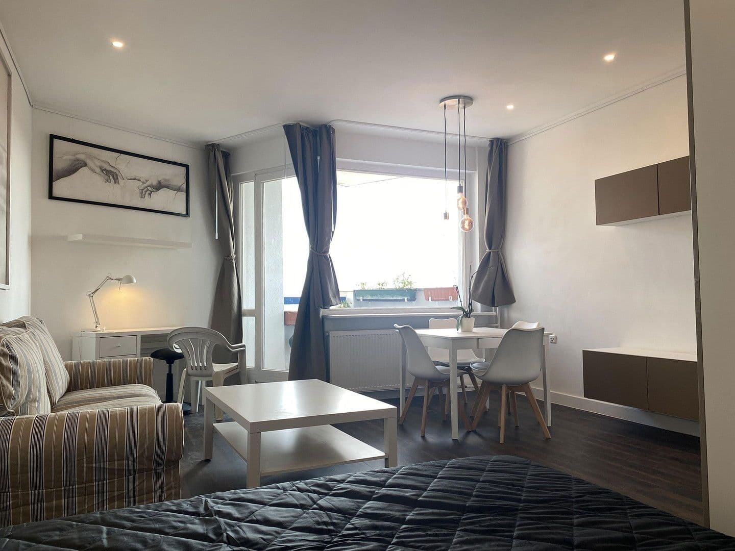 Prenájom bytu 1-izbový 42 m², Hubertusallee 6, Berlin, Berlín Prenájom bytu 1-izbový 42 m², Hubertusallee 6, Berlin, Berlín