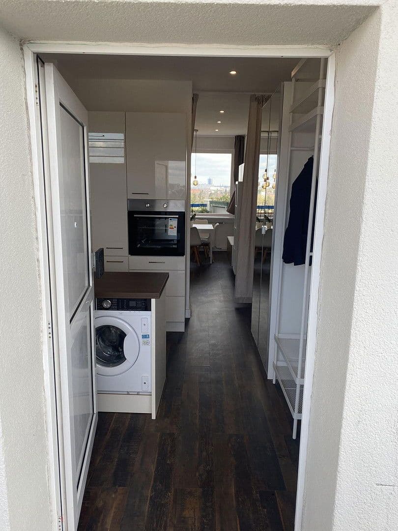 Prenájom bytu 1-izbový 42 m², Hubertusallee 6, Berlin, Berlín Prenájom bytu 1-izbový 42 m², Hubertusallee 6, Berlin, Berlín