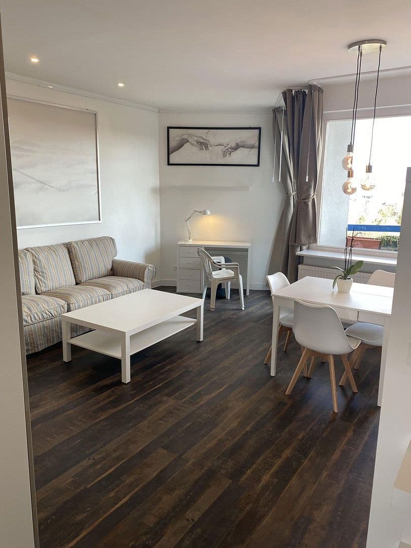 Prenájom bytu 1-izbový 42 m², Hubertusallee 6, Berlin, Berlín Prenájom bytu 1-izbový 42 m², Hubertusallee 6, Berlin, Berlín