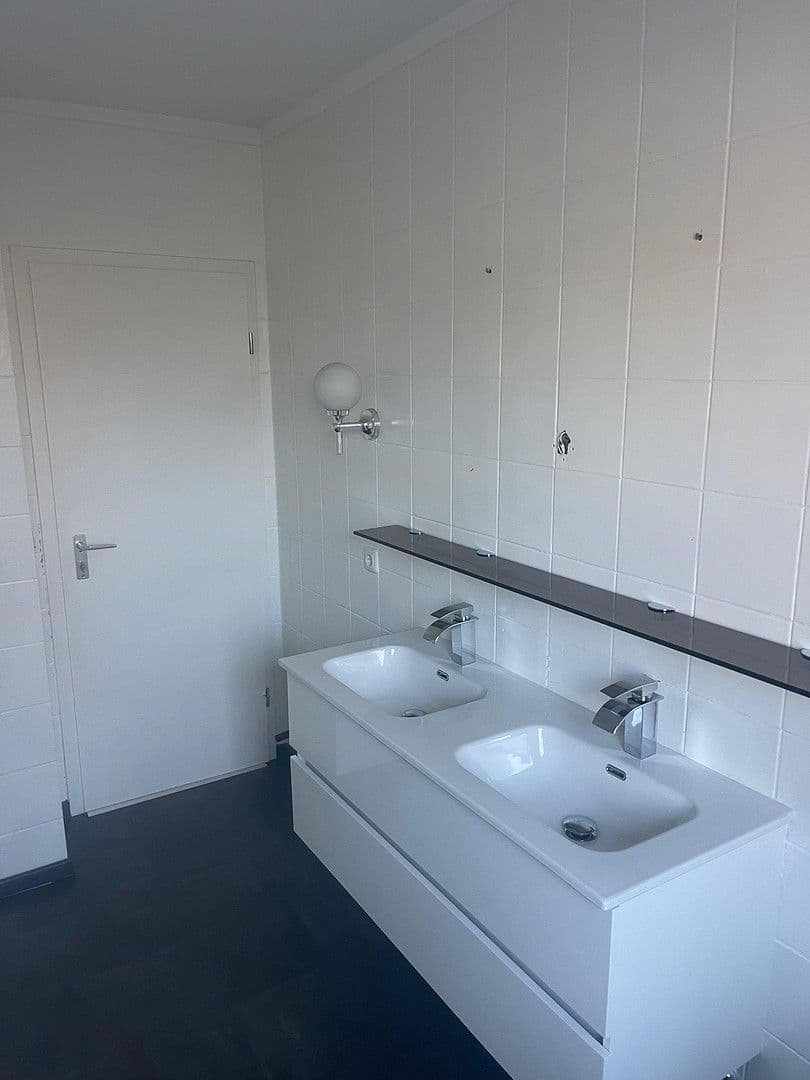 Predaj bytu 3-izbový 118 m², Kapellenfeldstr. 16, München, Bavorsko Predaj bytu 3-izbový 118 m², Kapellenfeldstr. 16, München, Bavorsko