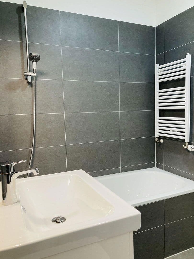 Prenájom bytu 2-izbový 45 m², Ernst-Thälmann-Ring 59, Greifswald, Meklenbursko-Predpomoransko Prenájom bytu 2-izbový 45 m², Ernst-Thälmann-Ring 59, Greifswald, Meklenbursko-Predpomoransko